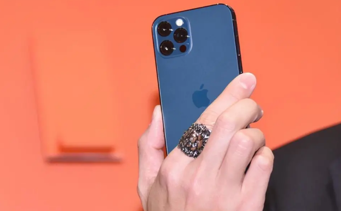 定陶苹果手机维修分享iPhone12系列重启方法教程 